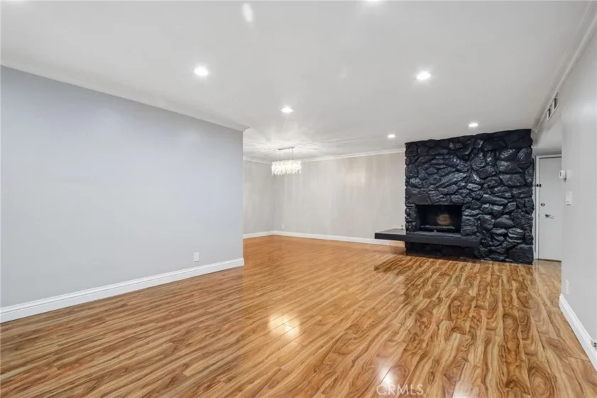 6225 Coldwater Canyon Avenue #102 photo 3