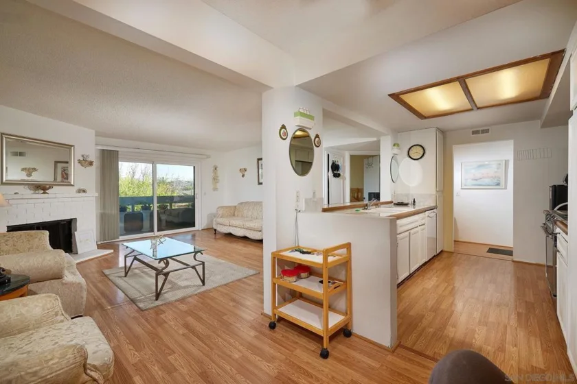 1040 E Washington Avenue #39 photo 1