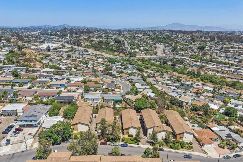 3631 Lemona Avenue #D photo 37