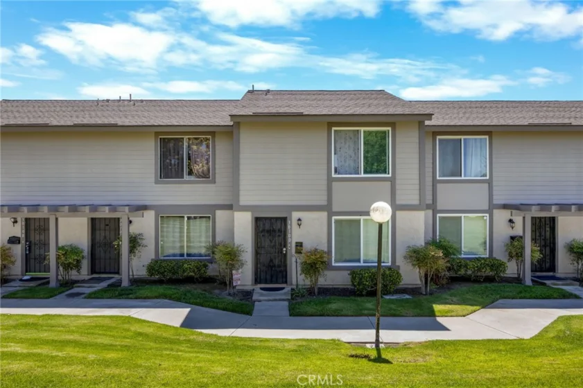 3010 Bradford #D photo 2