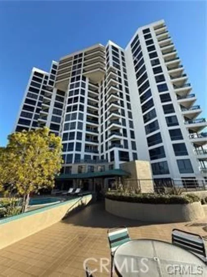 1310 E Ocean #407 photo 38