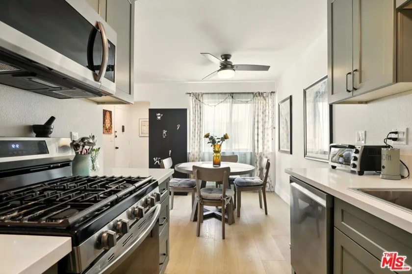 11813 Runnymede Street #36 photo 12