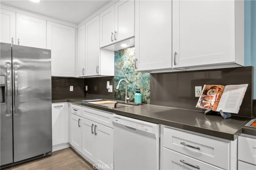333 Junipero Avenue #1C photo 25