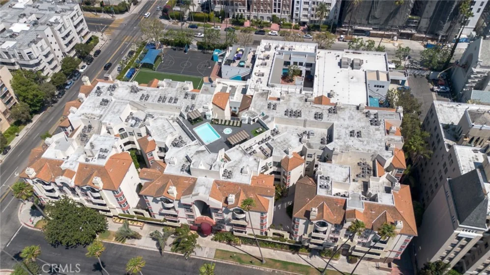 620 S Gramercy Place #412 photo 34