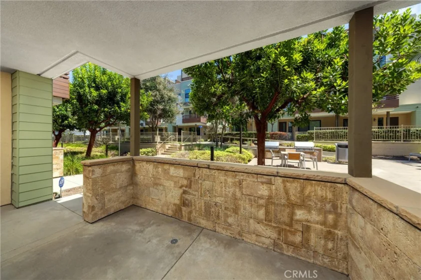 1675 Grand View photo 28