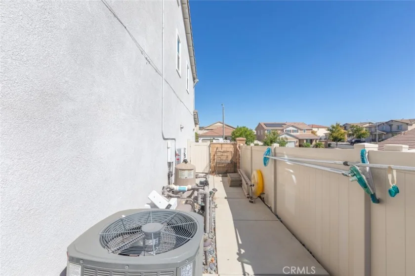 34242 Faircrest Street photo 58