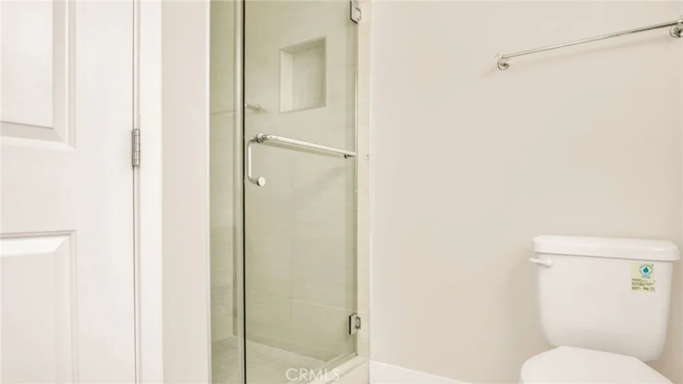 9237 Wakefield Avenue #11 photo 32