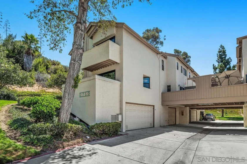 2750 Ariane Drive #135 photo 4