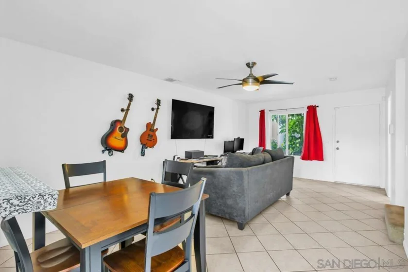 888 Cherrywood #Unit 3 photo 9