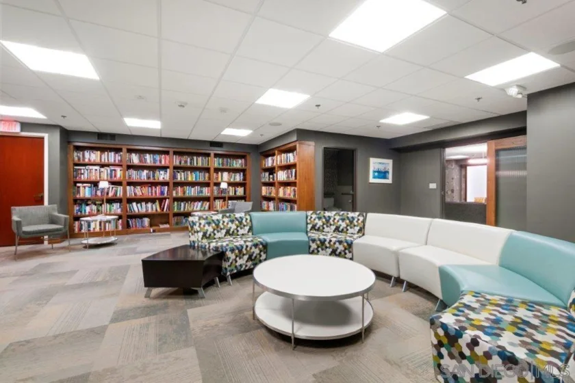 100 Harbor Drive #605 photo 23