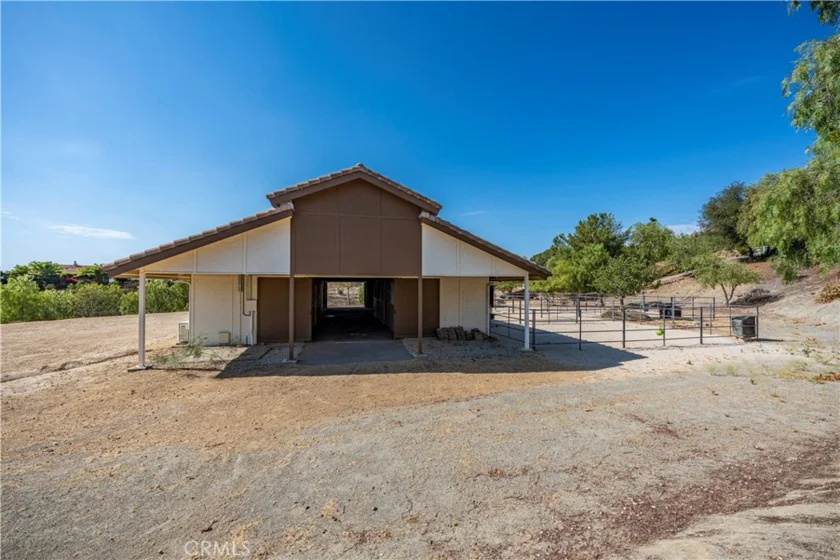 21100 Paseo Montana photo 56