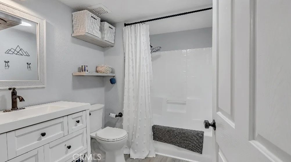 838 Pine Avenue #409 photo 17