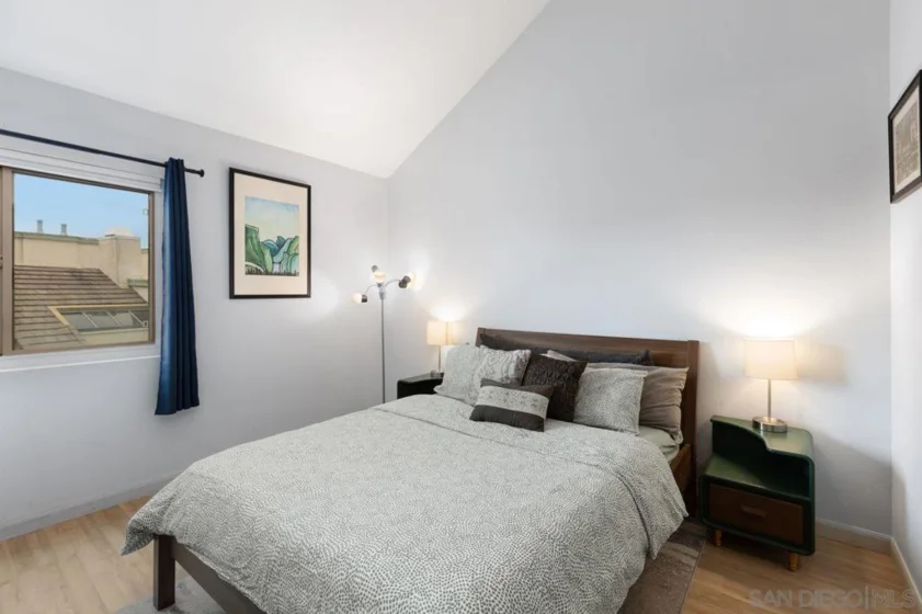 6121 Calle Mariselda #304 photo 9
