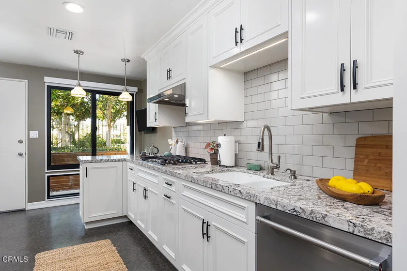 480 S Orange Grove #1 photo 14