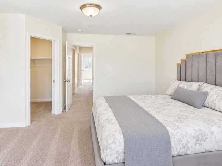 274 Vermont Court photo 18