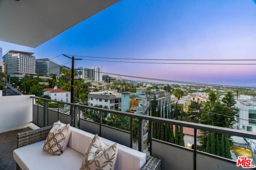 1155 N La Cienega Boulevard #508 photo 29