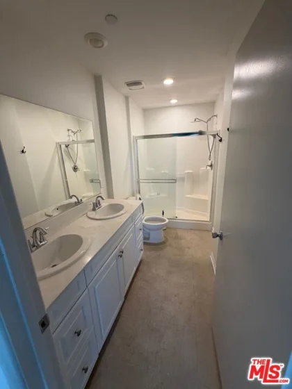 14120 W Willow Lane photo 13