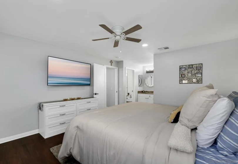 1352 Palomar photo 13