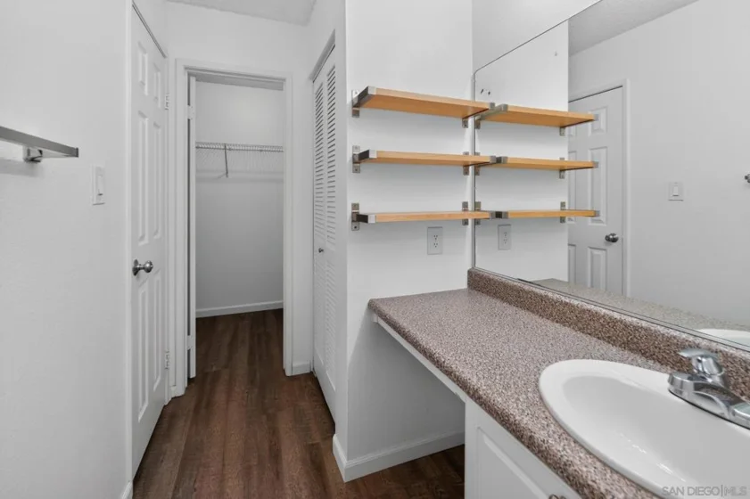 7405 Charmant Drive #1915 photo 5