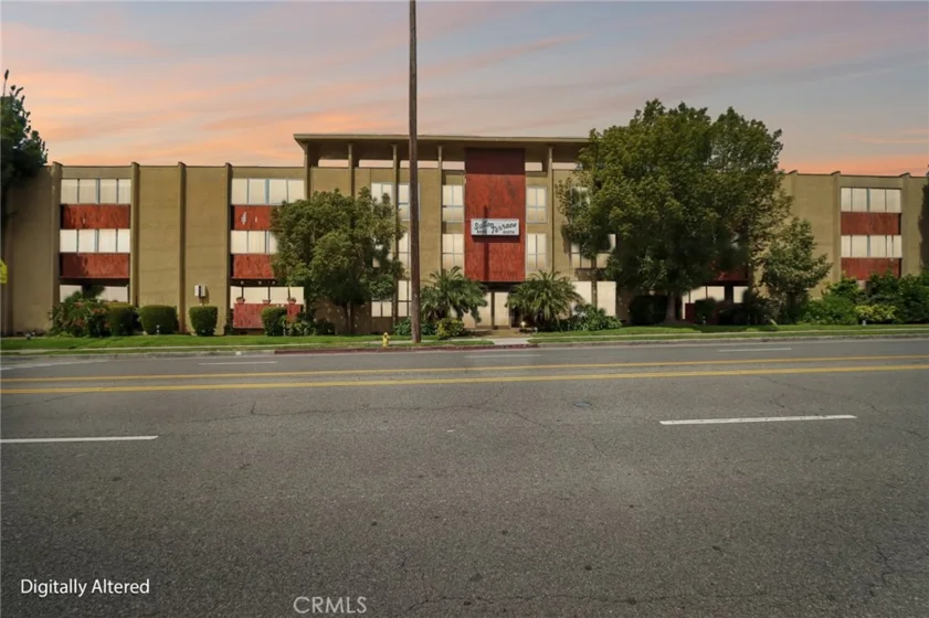 6225 Coldwater Canyon Avenue #102 photo 33