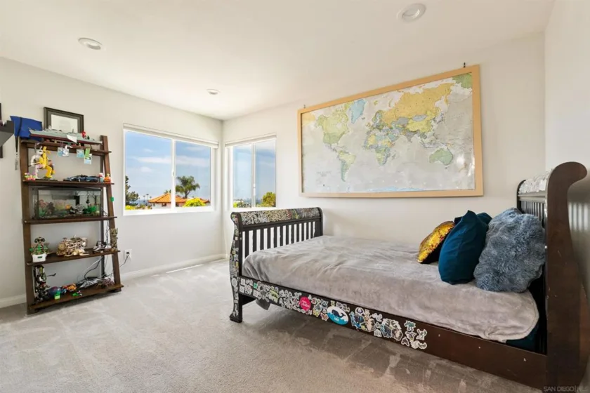 6721 Draper photo 19