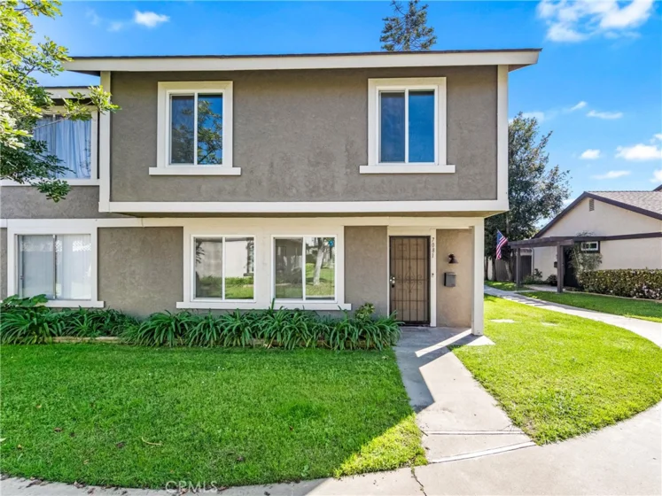 7081 Fulton Way photo 1