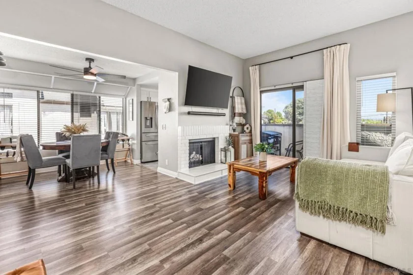 1528 Granite Hills Drive #A photo 1