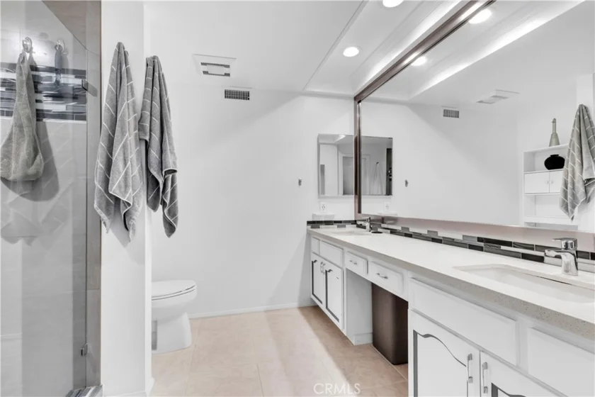 27408 Hyatt Court photo 35