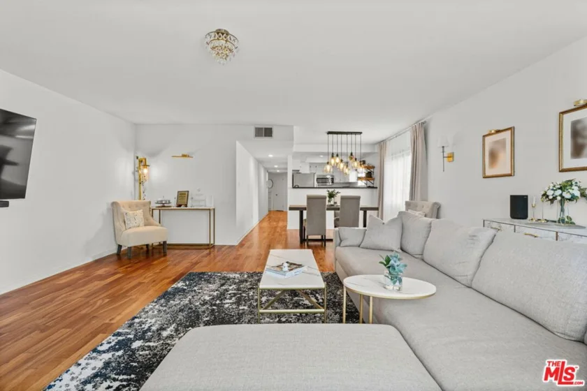 11907 Darlington Avenue #101 photo 34