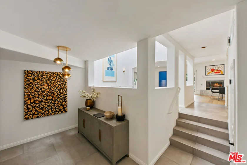 6435 Zumirez Drive #9 photo 5