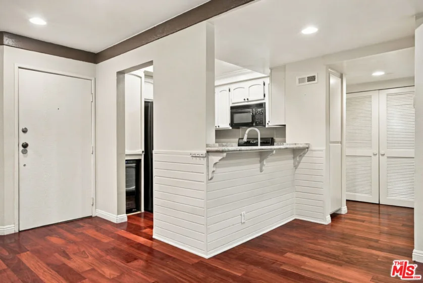 7800 Topanga Canyon Boulevard #322 photo 15