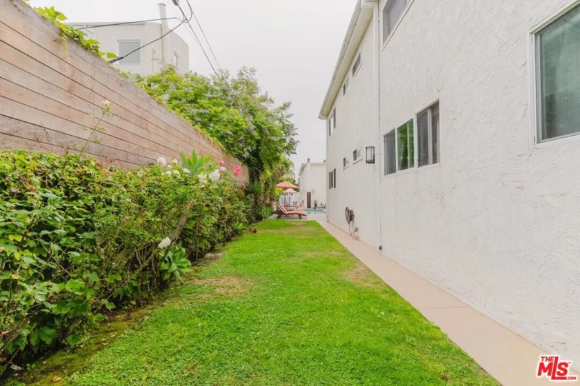 2721 2nd Street #111 photo 31