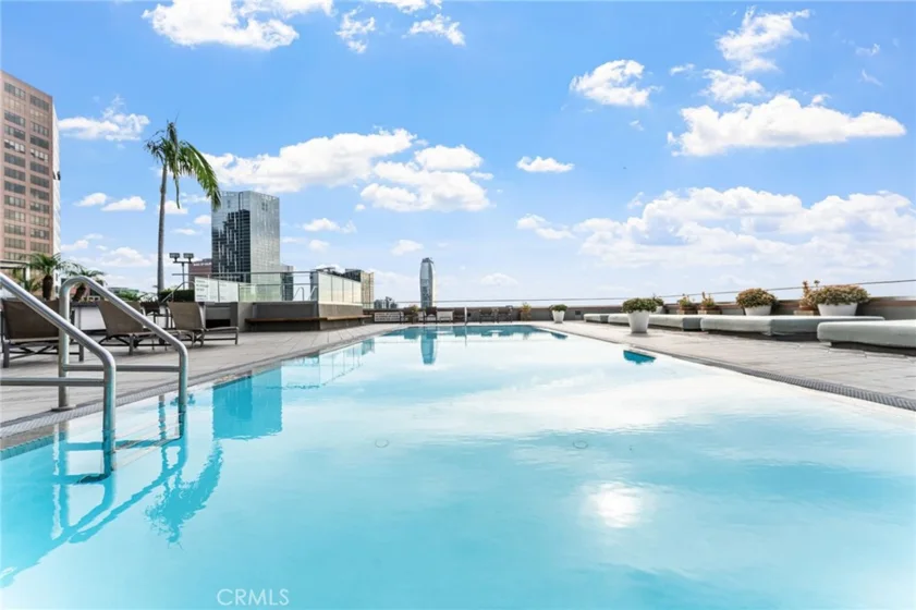 1100 Wilshire #2702 photo 14
