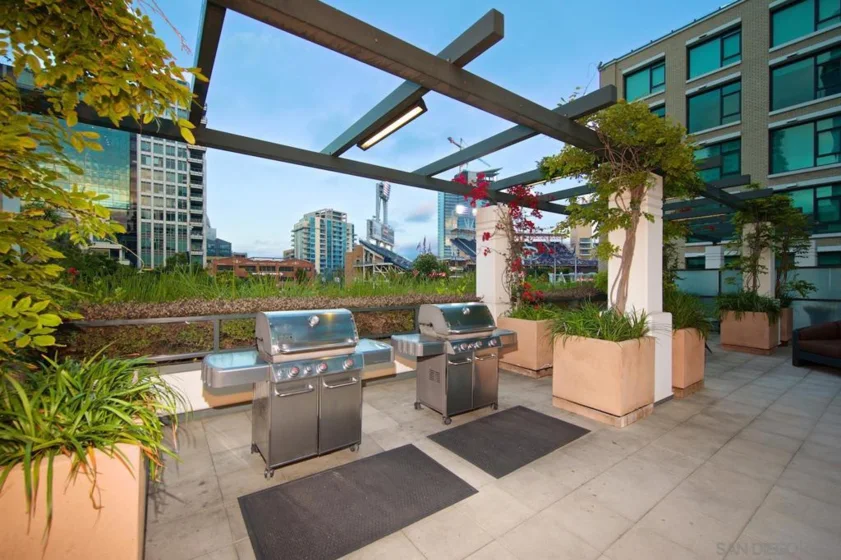 325 7th Avenue #407 photo 23