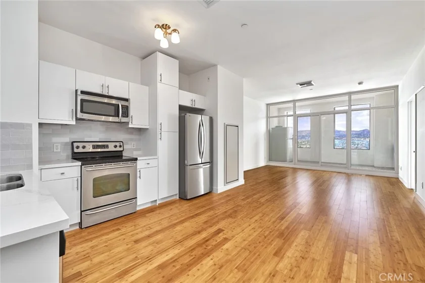 3810 Wilshire #1904 photo 21