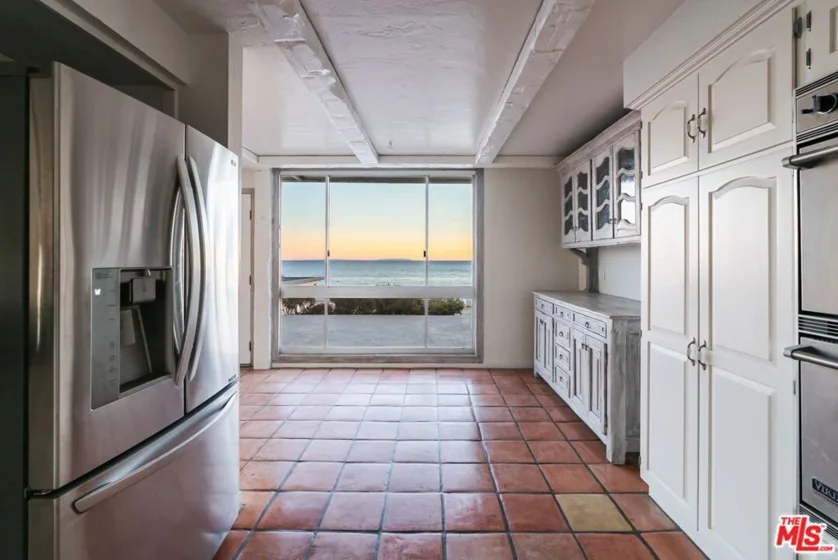 22548 Pacific Coast Highway #101 photo 22