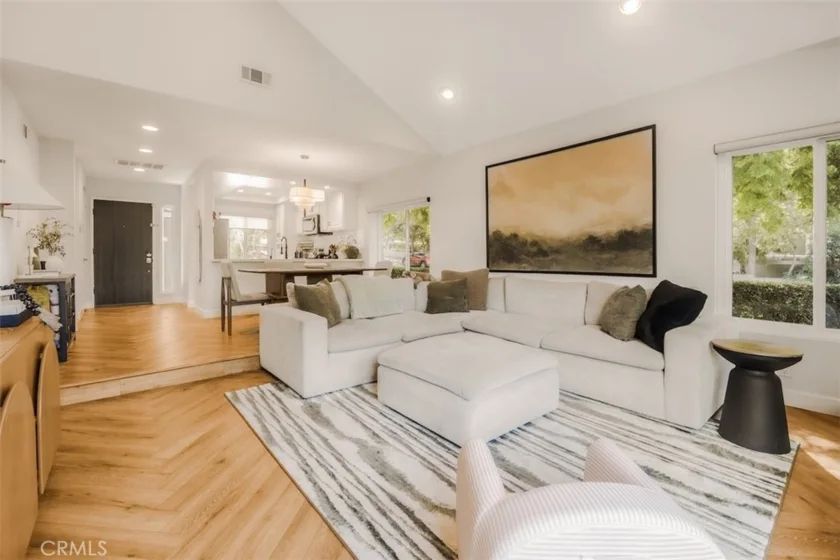 189 S Solana Drive #1 photo 1