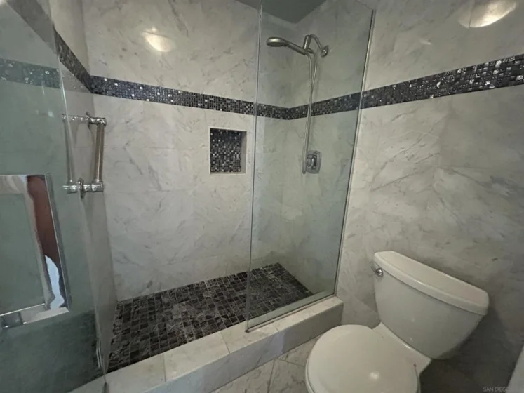 2410 Albatross Street #9 photo 28