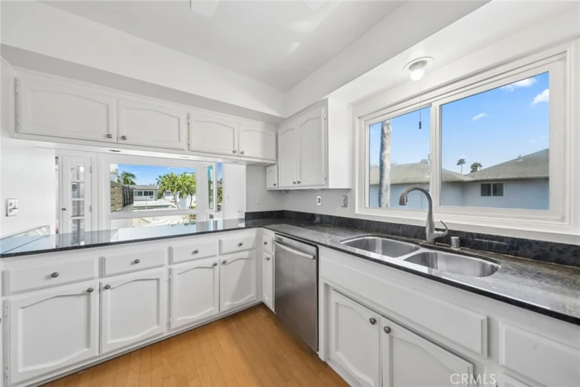 1706 Westcliff photo 17