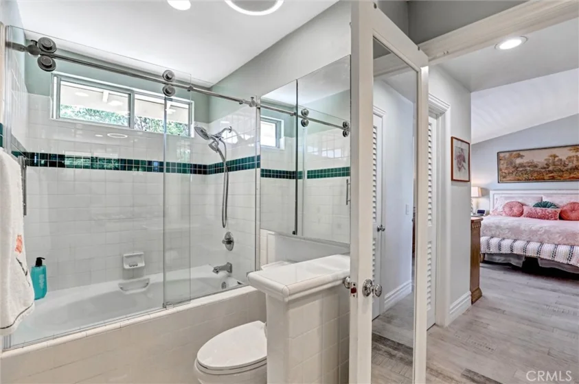27451 Embassy Way photo 30