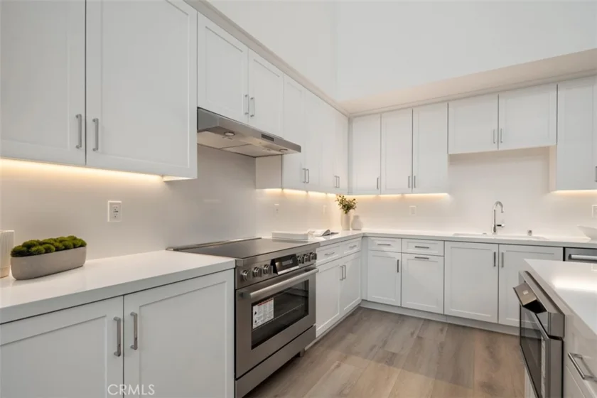 24722 Del Prado #205 photo 6
