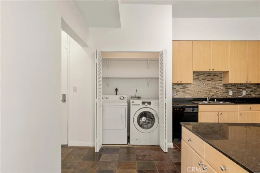 488 E Ocean Boulevard #804 photo 6