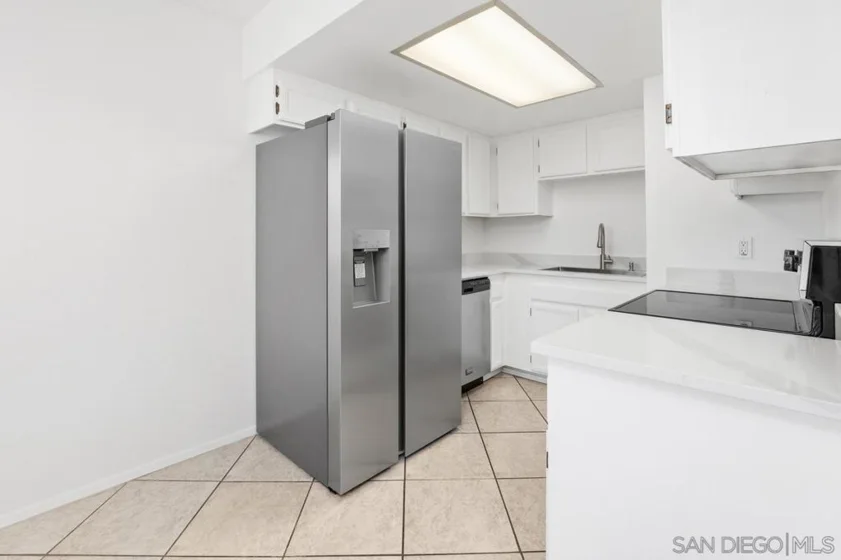 4240 Menlo Avenue #19 photo 12