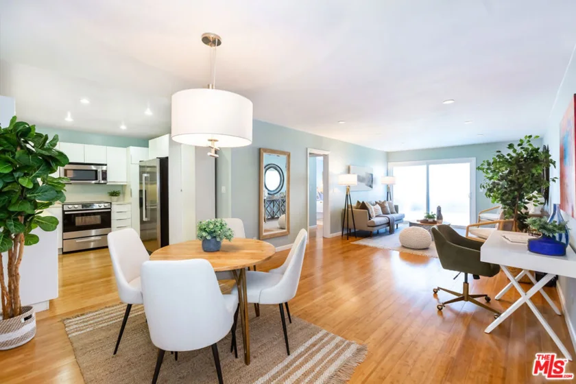 705 Westmount Drive #309 photo 1