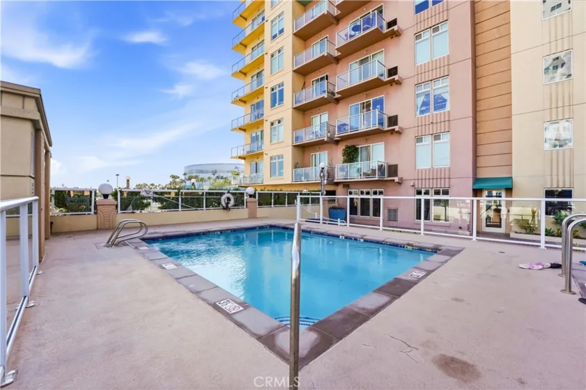 488 E Ocean #1518 photo 26