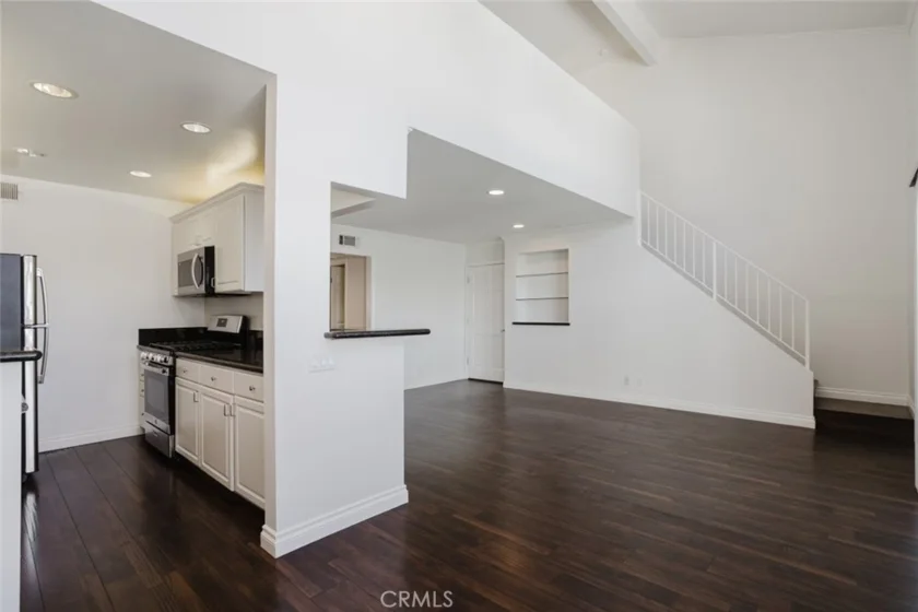 21529 Saticoy Street #217 photo 12
