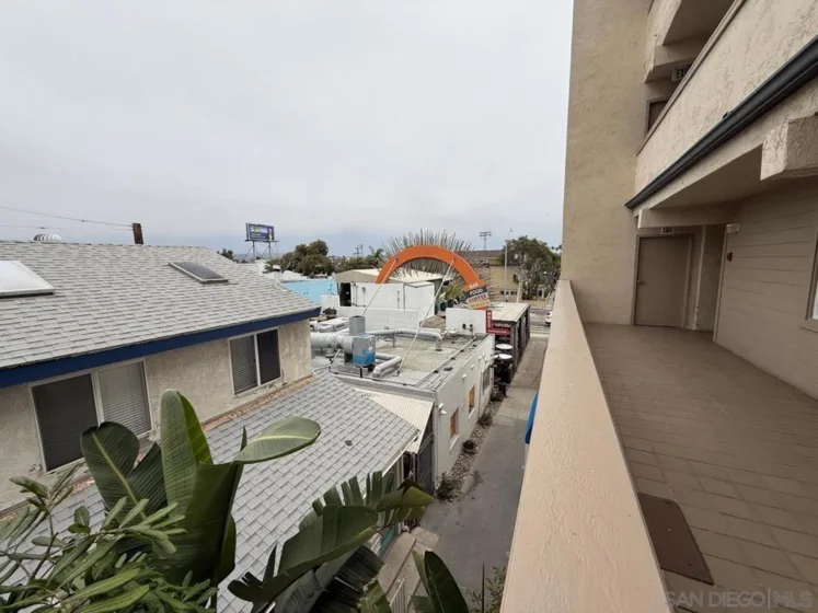 725 Redondo Court #22 photo 19