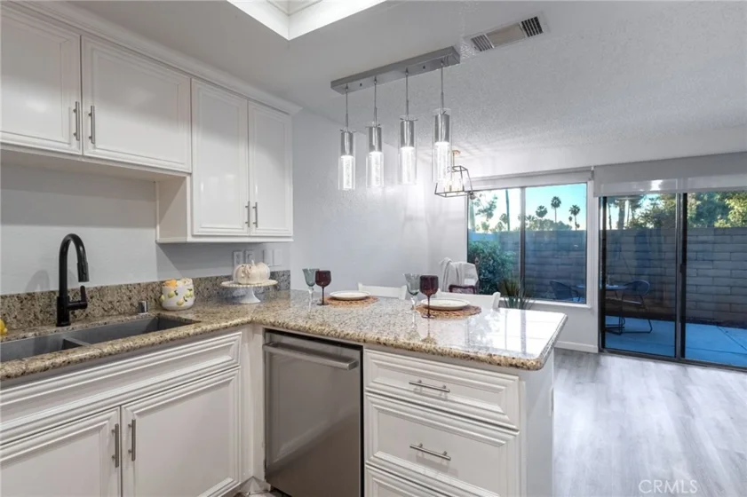 5050 Canyon Crest Drive photo 12
