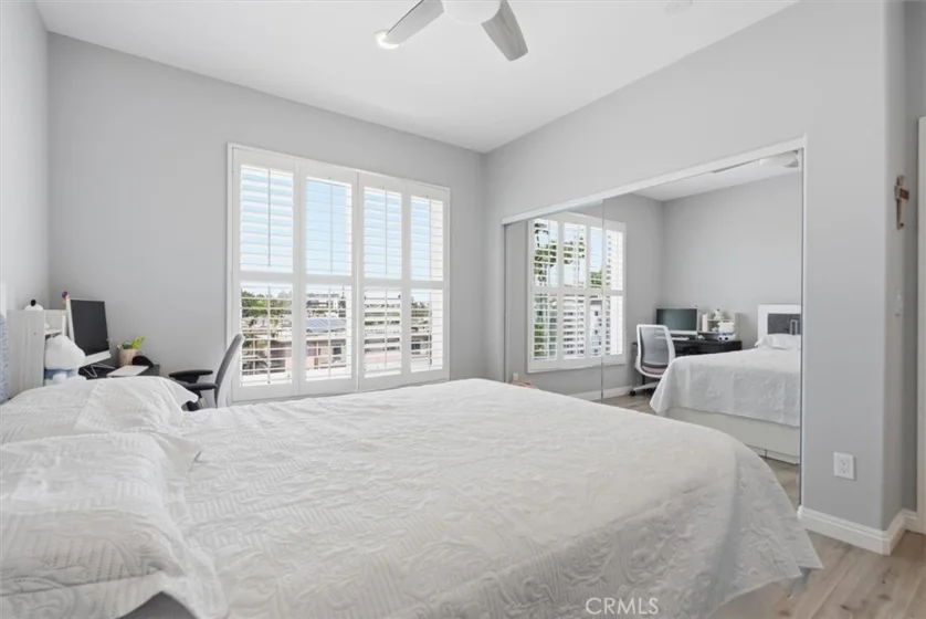 10790 Rose Avenue photo 8