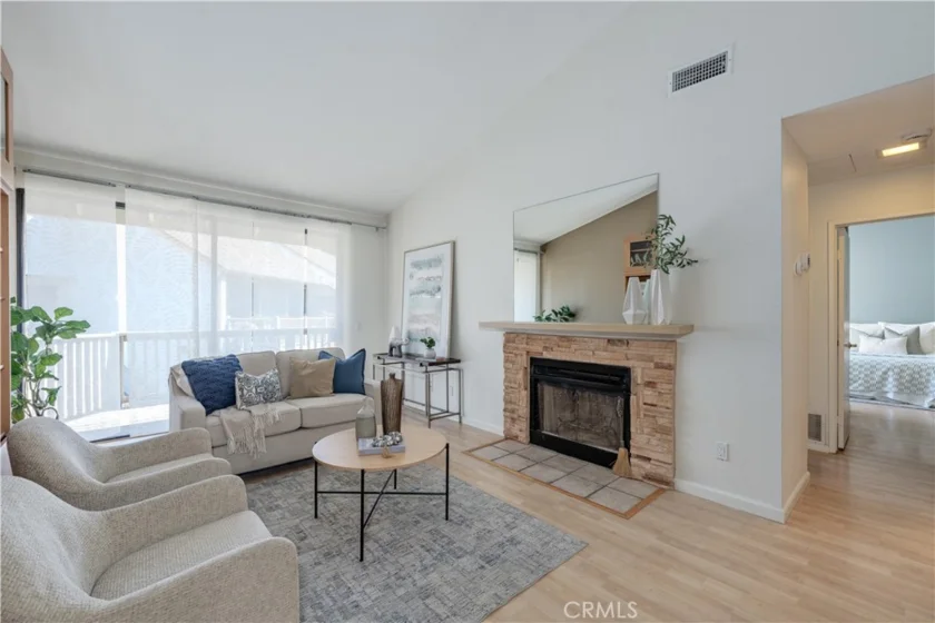 10531 S S Lakeside Drive #B photo 8